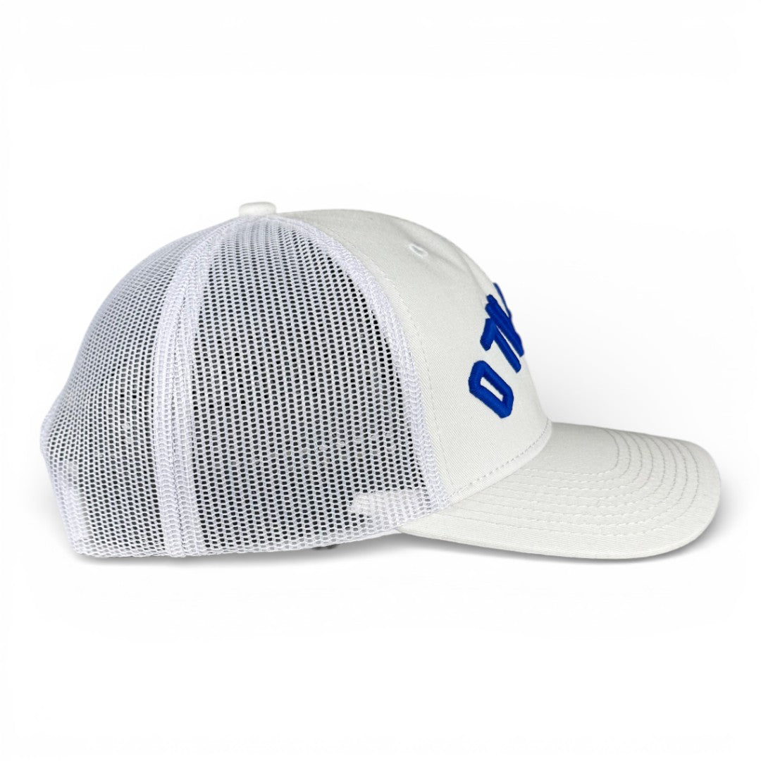 BUFFALO - Upside Down White Trucker Hat